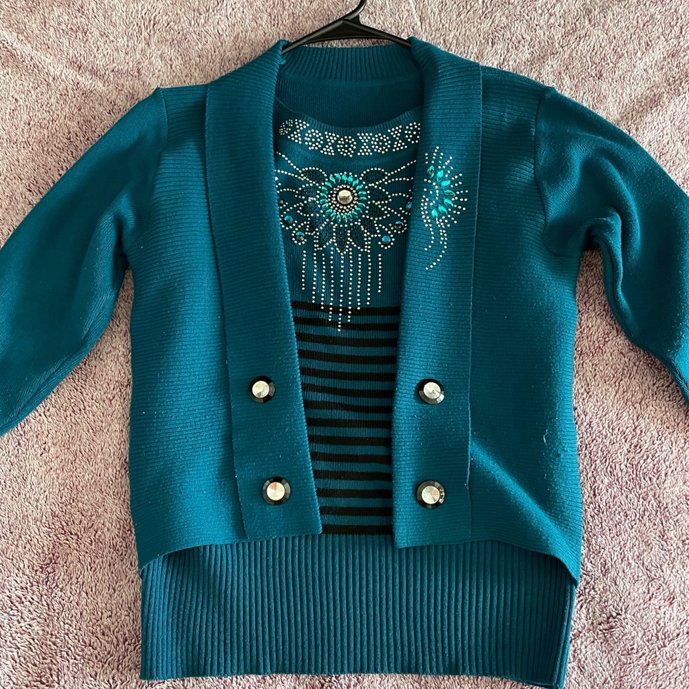 Cardigan sweatshirt